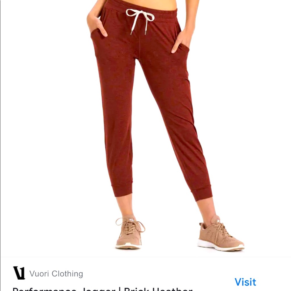 Vuori performance joggers